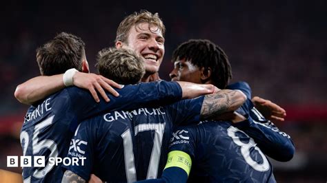 Man Utd 2.